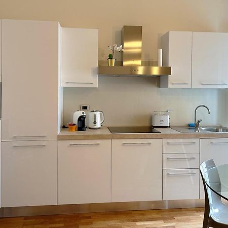 La Casa Di Paola E Betti Lägenhet Alba  Exteriör bild
