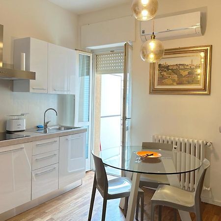 La Casa Di Paola E Betti Lägenhet Alba  Exteriör bild