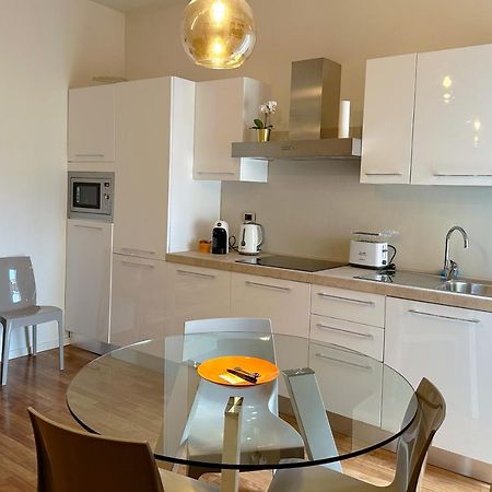 La Casa Di Paola E Betti Lägenhet Alba  Exteriör bild