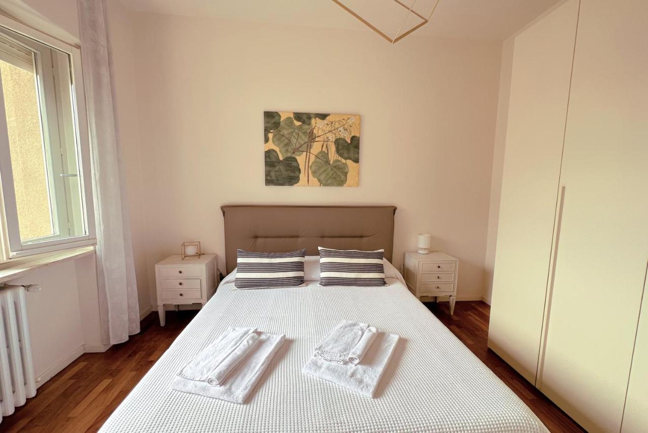 La Casa Di Paola E Betti Lägenhet Alba  Exteriör bild